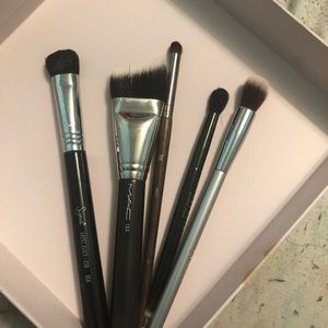 Brush Bundle